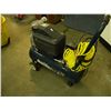 Image 1 : MASTERCRAFT COMPRESSOR WITH HOSE