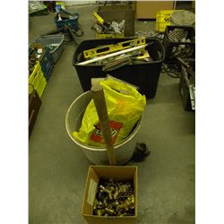 5 TOTES AND CRATES OF MISC TOOLS/SLEDGE HAMMER/FOLDING SEAT