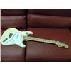 Image 1 : FENDER STRATOCASTER 6 STRING ELECTRIC GUITAR