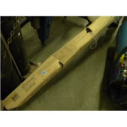 BOXED BAMBOO FOLDING CLOTHES LINE