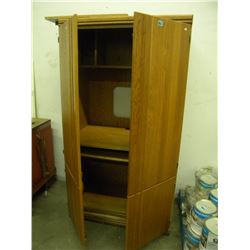 OAK ENTERTAINMENT CABINET