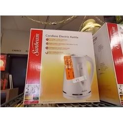 CORDLESS ELECTRIC KETTLE