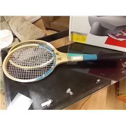 RETRO TENNIS RAQUETS