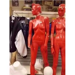 MANNEQUIN - FEMALE - RED - as-is