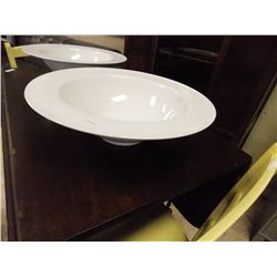 EXTRA LARGE WHITE SERVING BOWL