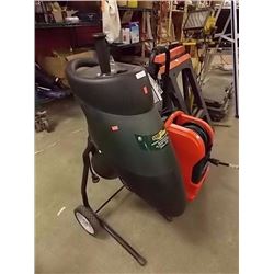 YARD WORKS ELECTRIC GARDEN SHREDDER
