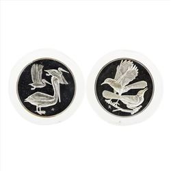 Lot of (2) Franklin Mint Brown Thrashers and Pelican Art Medals