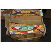 Image 1 : CASE OF TOY BOW AND ARROWS