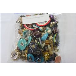 BAG OF VINTAGE EARRING SETS