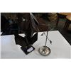 Image 1 : DECORATIVE CENTER PIECE AND NECKLACE STAND