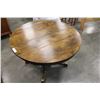 Image 2 : ANTIQUE ROUND DINING TABLE