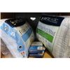 Image 1 : LOT OF PILLOWS AND PILLOW CASES