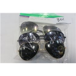 THREE PAIR OF MENS RAY BAN SUN GLASSES