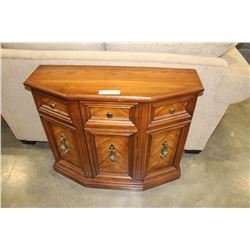 OAK 2-DOOR HALL CABINET