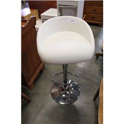 WHITE BARSTOOL