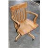 Image 1 : VINTAGE ROLLIG OFFICE CHAIR