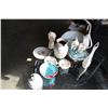 Image 1 : LOT OF CERAMIC BOWLS CANDLESTICKS VASE AND FIGURES