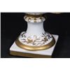 Image 4 : Pair Porcelain Floral-Decorated Urns