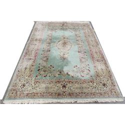 Green Kermin Persian Rug/Carpet