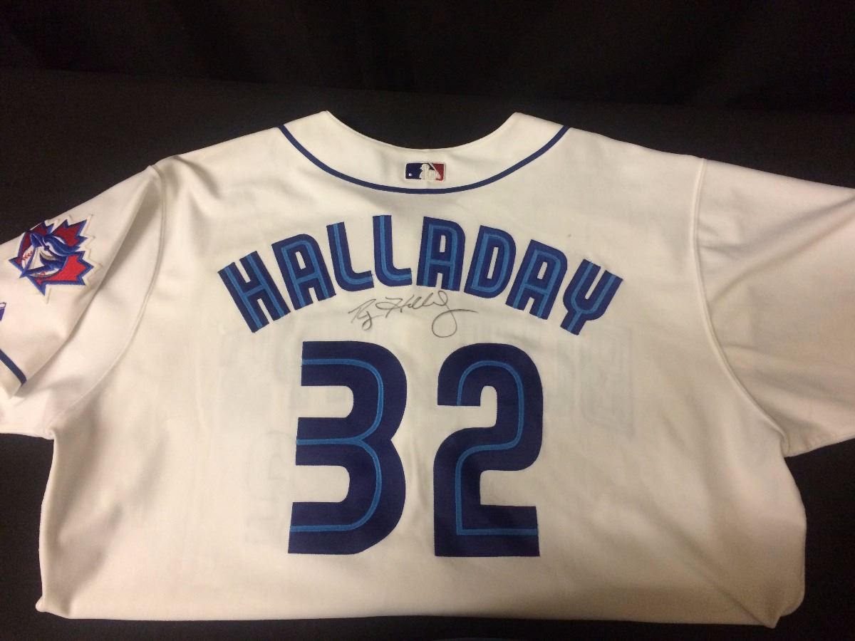 roy halladay signed jersey