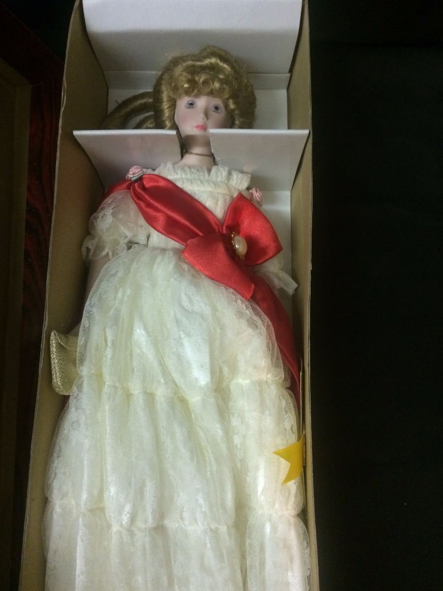 CHSN ARTISAN COLLECTION PORCELAIN DOLL "TERESA"