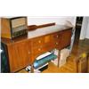 Image 1 : Duncan Fife Mahogany Veneer Buffet Table