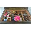 Image 2 : LARGE GLASS & WOOD JEWELRY BOX FILLED WITH ESTATE JEWELRY/ASSORTED ITEMS