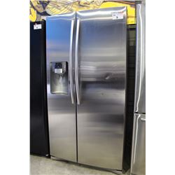 SAMSUNG STAINLESS STEEL SIDE BY SIDE FRIDGE WITH ICE AND WATER