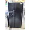 Image 1 : FRIGIDAIRE SIDE BY SIDE BLACK FRIDGE WITH ICE AND WATER