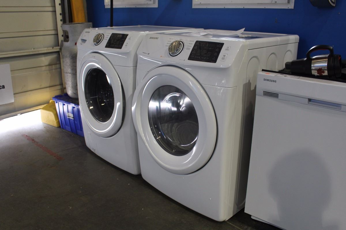 SAMSUNG VRT HE FRONT LOAD WASHER AND DRYER SET