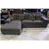 Image 1 : SECTIONAL SOFA