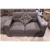 Image 1 : LOVE SEAT WITH THROW CUSHION