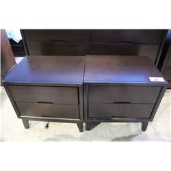 PAIR OF NIGHTSTANDS