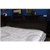 Image 2 : KING SIZE HEADBOARD FOOTBOARD AND RAILS SET