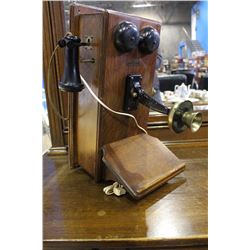 ANTIQUE NORTHERN ELECTRIC OAK TELEPHONE