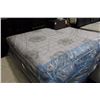 Image 2 : QUEEN SIZED SERTA MATTRESS