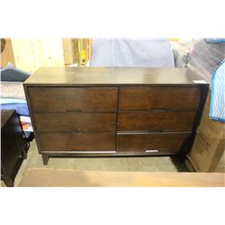 6 DRAWER DRESSER AND NIGHTSTAND