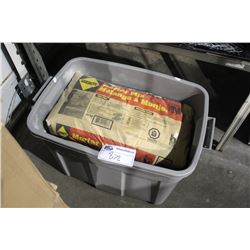 TOTE OF MORTAR MIX