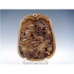 Chinese Jade Mouse Family Steal Treasure Pendant