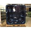 Image 1 : CAL SPAS PATIO SERIES LOUNGER HOT TUB WITH DEEP WATER BLUE INTERIOR AND ACRYLIC MAHOGANY CABINET,