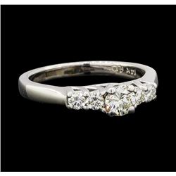 0.35 ctw Diamond Ring - 14KT White Gold