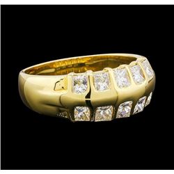 1.10 ctw Diamond Ring - 18KT Yellow Gold