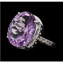 9.25 ctw Lavender Quartz and Diamond Ring - 18KT White Gold