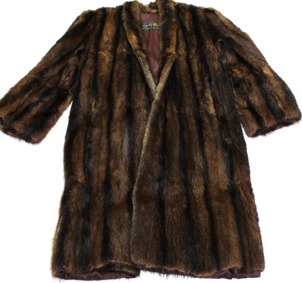 Fine ladies 3/4 length vintage fur coat inner label 