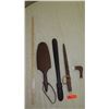 Image 1 : Hawaiian Weaponry Set - 4 Pieces (Shark's Tooth Sword, etc.)