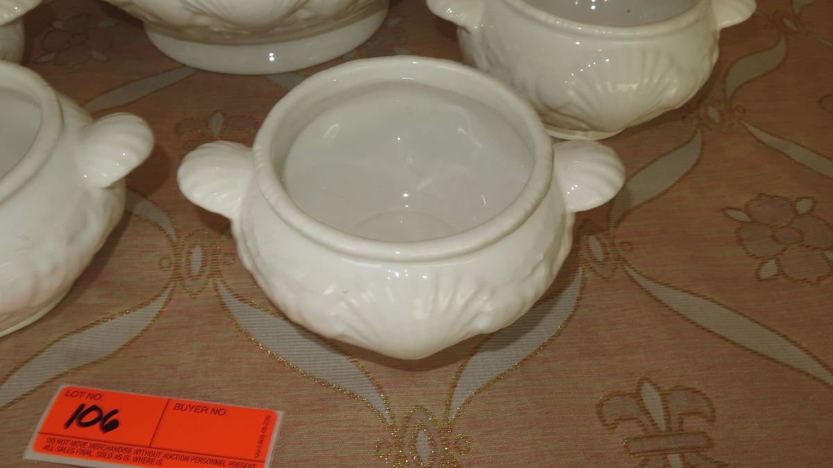 Himark White Ceramic Set Fish Shell Motif Server and 4 Himark White Ceramic Set Fish Shell Motif Server and 4