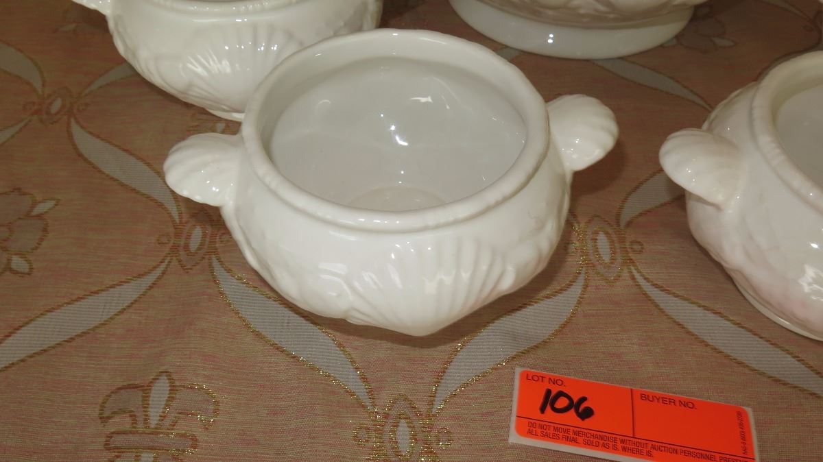 Himark White Ceramic Set Fish Shell Motif Server and 4 Himark White Ceramic Set Fish Shell Motif Server and 4