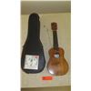 Image 1 : Kamaka Ukulele w/Case - Broken