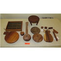 14 Pieces Wooden Stringed Instrument, Shadow Box, Stool, Miniature Boxes, etc.