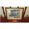 Image 1 : Framed Old B& W Photograph - 442nd Regimental Combat Team (Iolani Palace) 14x11